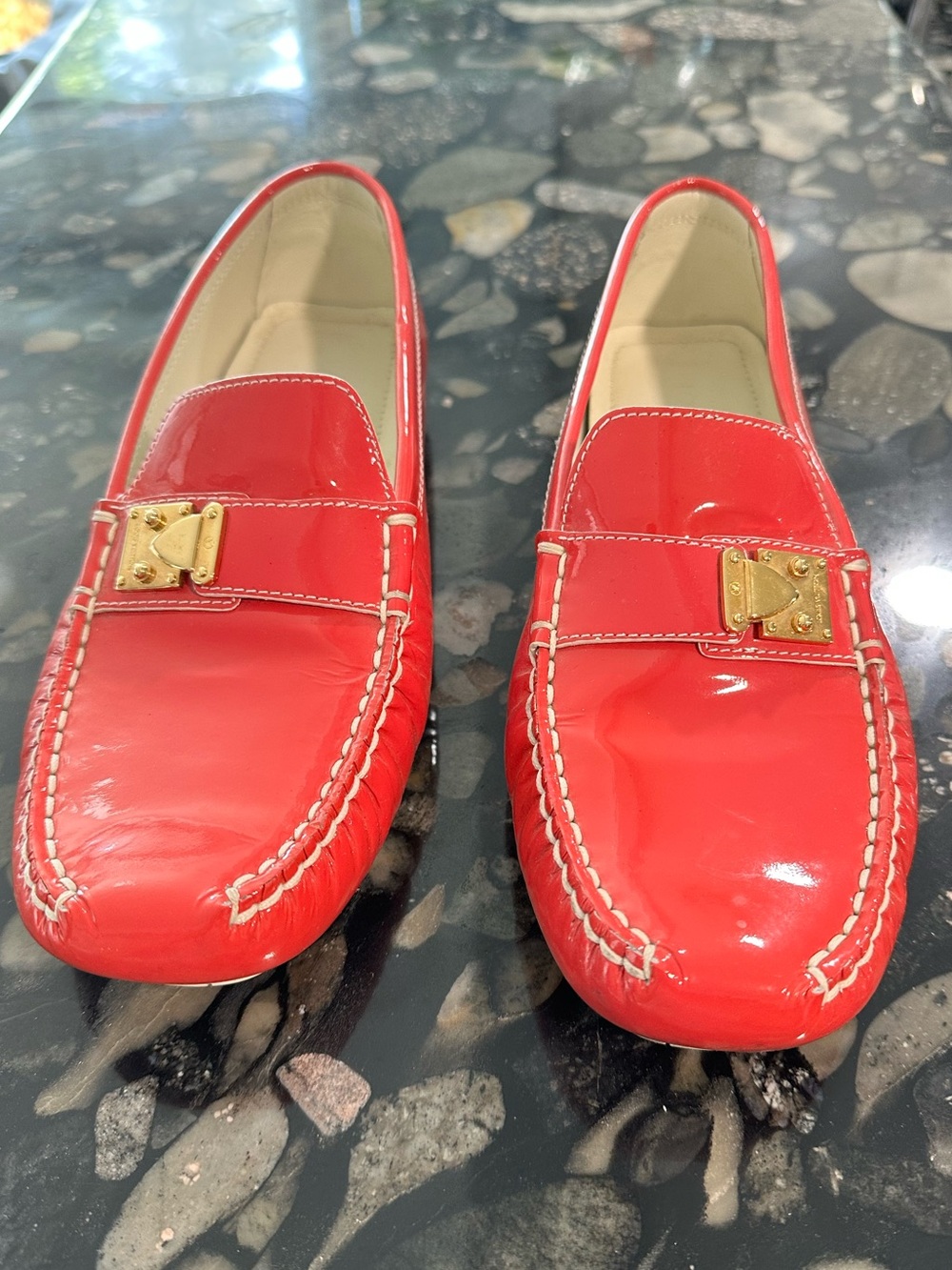 Louis Vuitton Pink Patent Leather Loafers with White Stitching and Gold Hardware